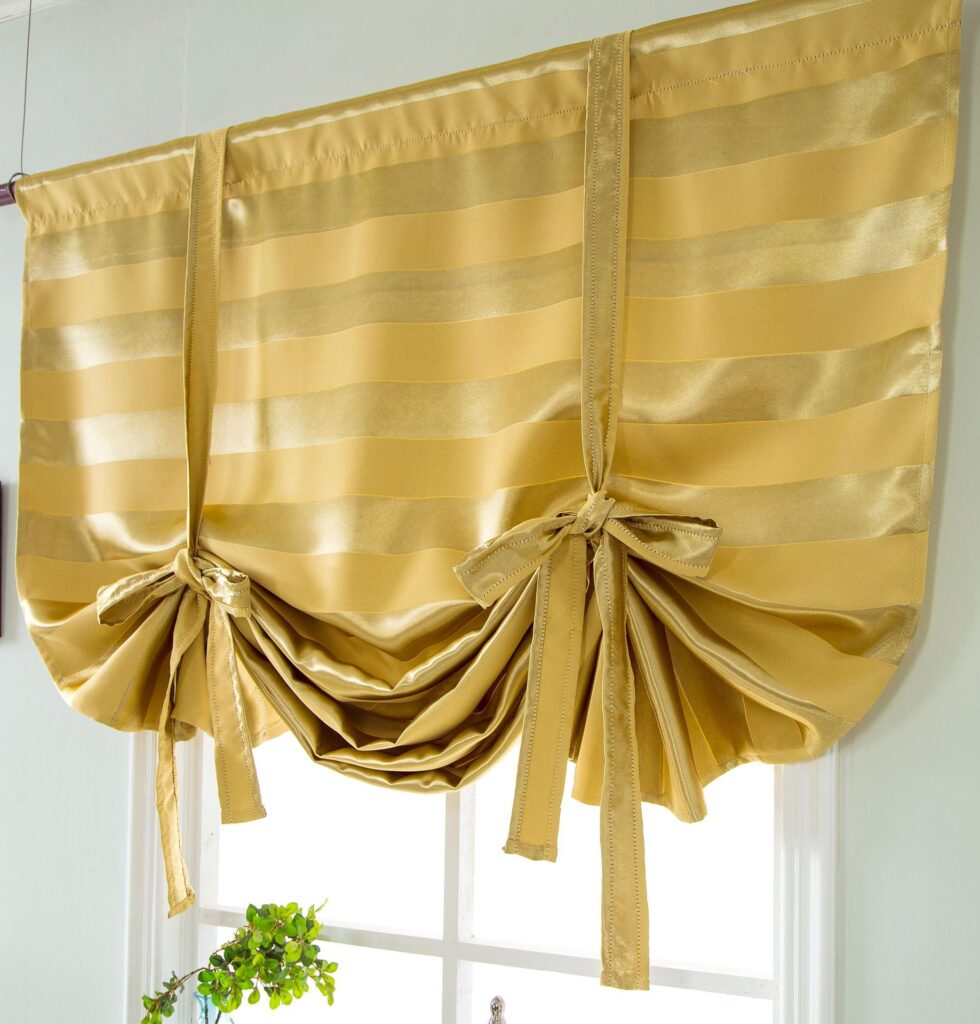 What are the advantages and disadvantages of polyester fiber curtain fabric?